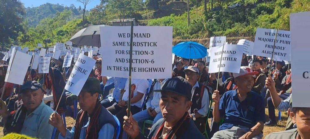 Public Forum of seventeen villages (17) residing under Section-(3) of Showuba-Pangsha (East-West Corridor road) staged a peaceful protest rally against diversion of NH route at Saptiqa town on November 25.